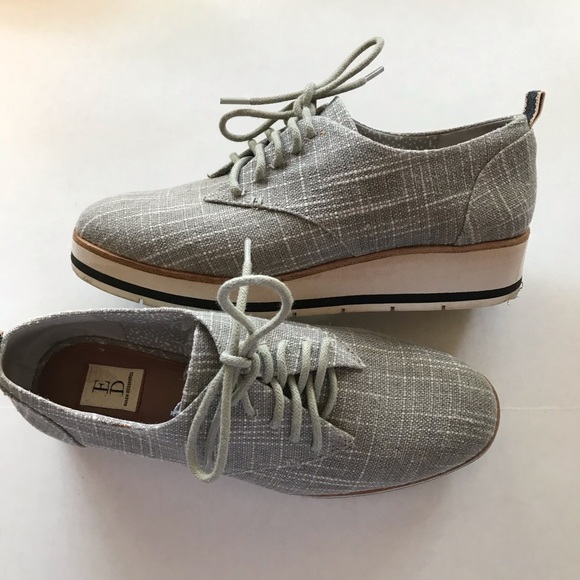 Ellen Degeneres ED Grey Crosshatch Fabric Oxfords - Picture 2 of 3